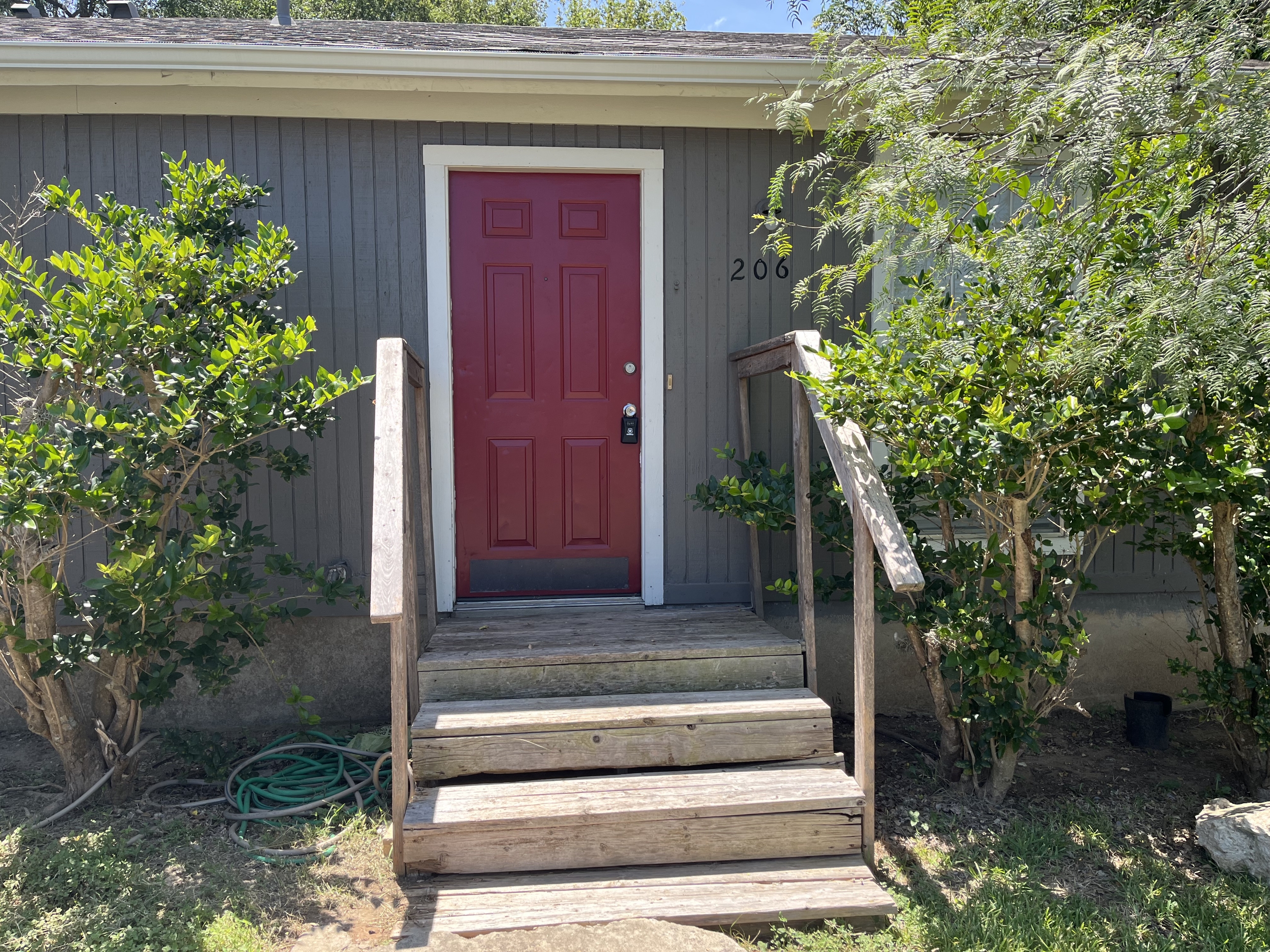206 Craddock Avenue - 1